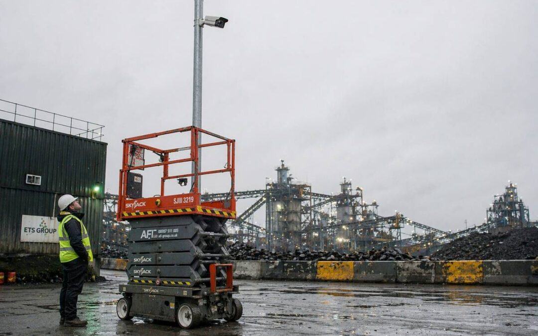 Camduster - camera cleaning system